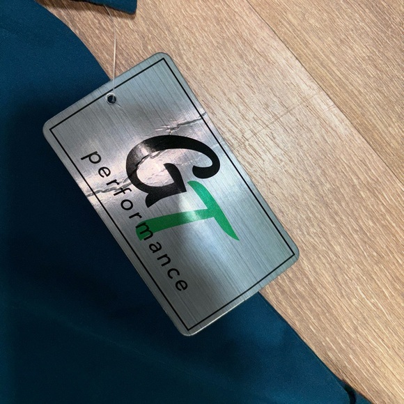 NWT Women’s GT Scrub Top Caribbean Blue Medium - Picture 4 of 6